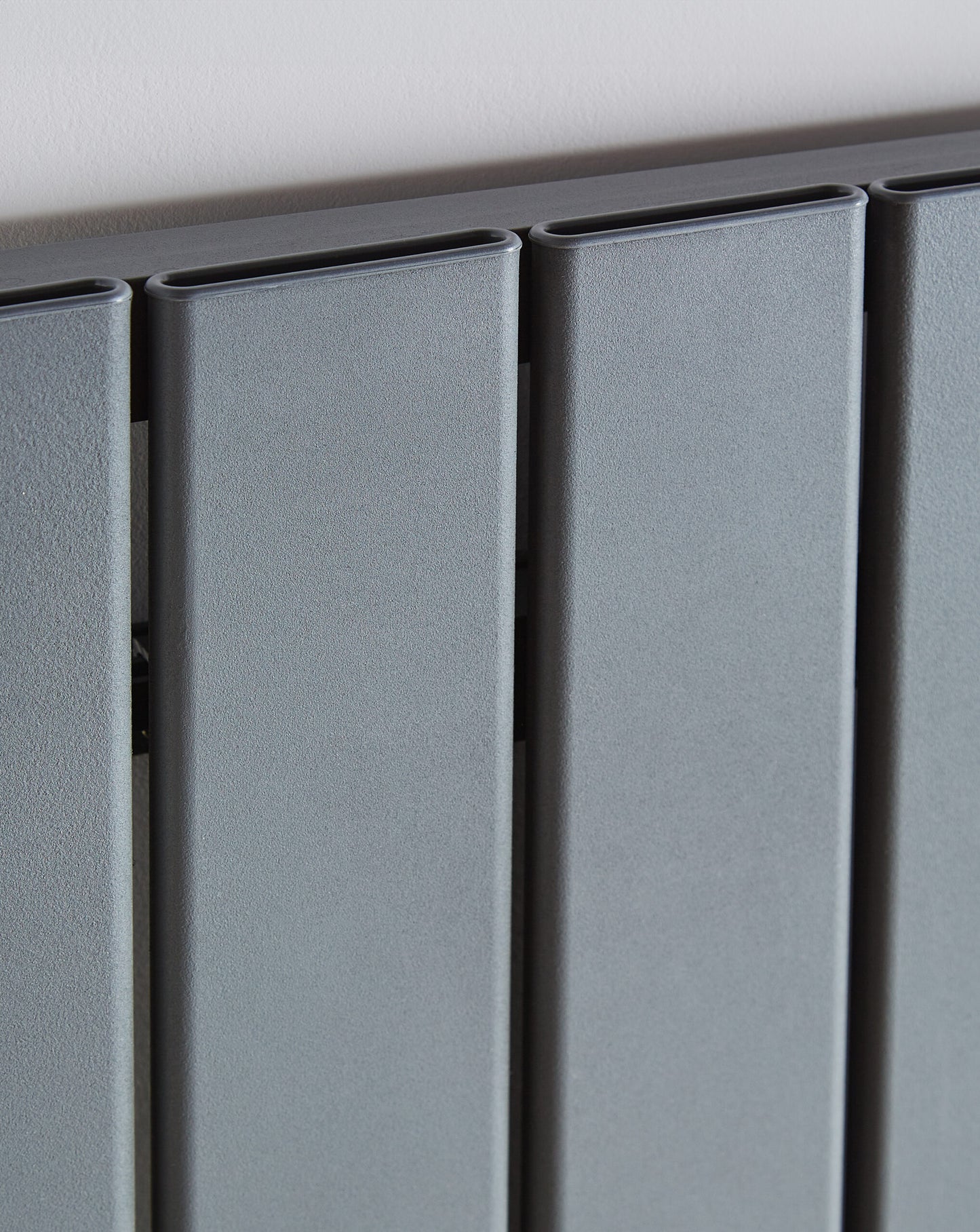 Victoria Horizontal Radiator by Kartell