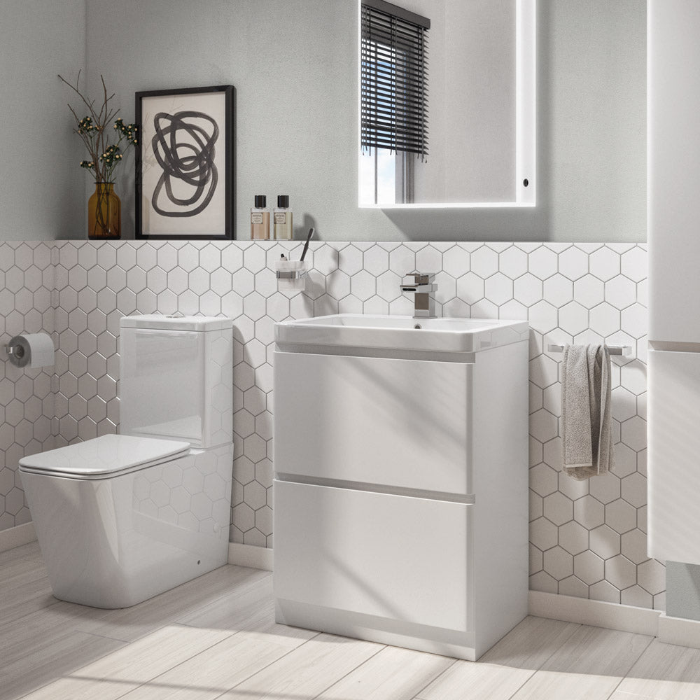 Synergy Torbole White Square Rimless Close Coupled Toilet (SY-TIL08)